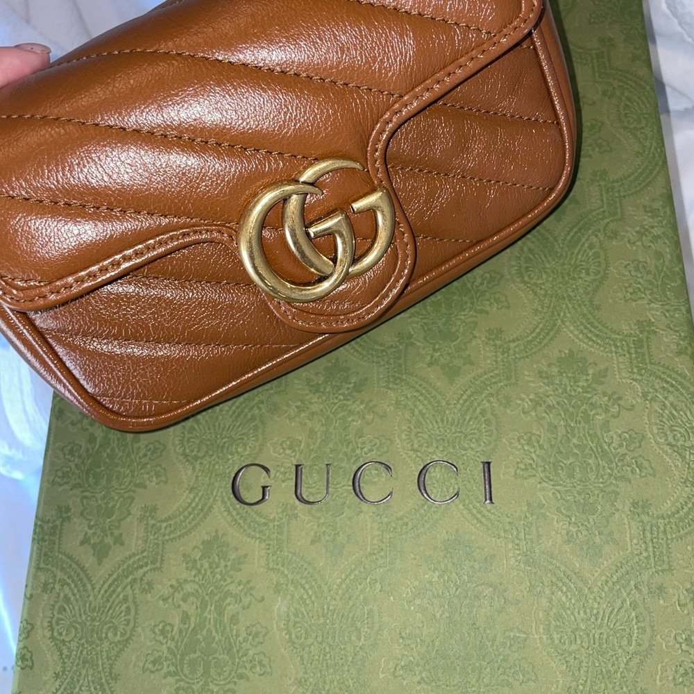 AUTHENTIC GG Marmont matelassé super mini bag!